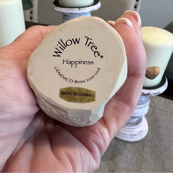 Willow Tree Happiness Figurine with Blue Birds - Picture 5 of 5